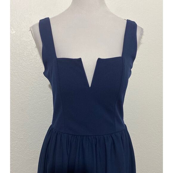 NWT Francesca's Mi Ami Navy Blue Mini Dress Size M Laser Cut Skirt Feminine - Picture 2 of 9